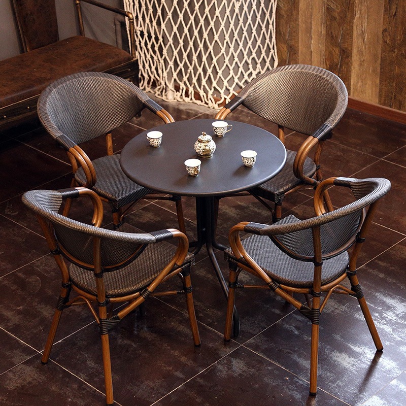 Outdoor Furniture Shop - 야외 테이블 및 의자 세트 모던
