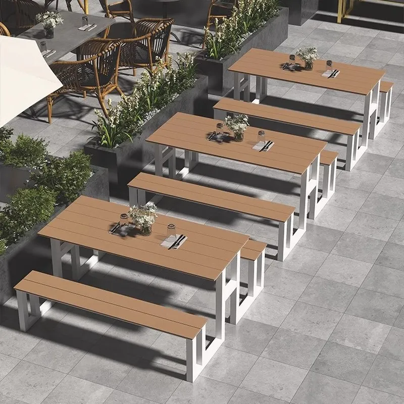 심플한 야외 단조 철제 테이블 및 의자 세트 일체형 정 - Outdoor Furniture One Piece 리뷰 및 가격